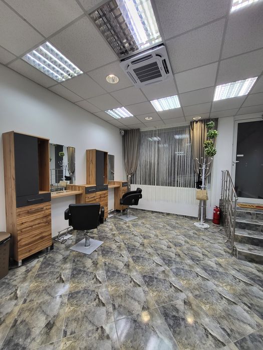 Дава се под наем  в Варна, Колхозен пазар -  кв.м за 102 € - Снимка #4