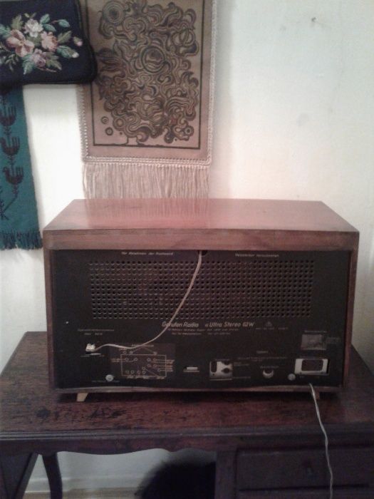 Radio vechi -Gerufon de Luxe -Ultra-Stereo 62w