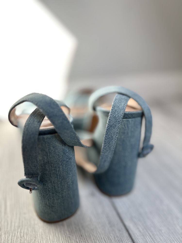 Steve Madden дамски сандали на ток