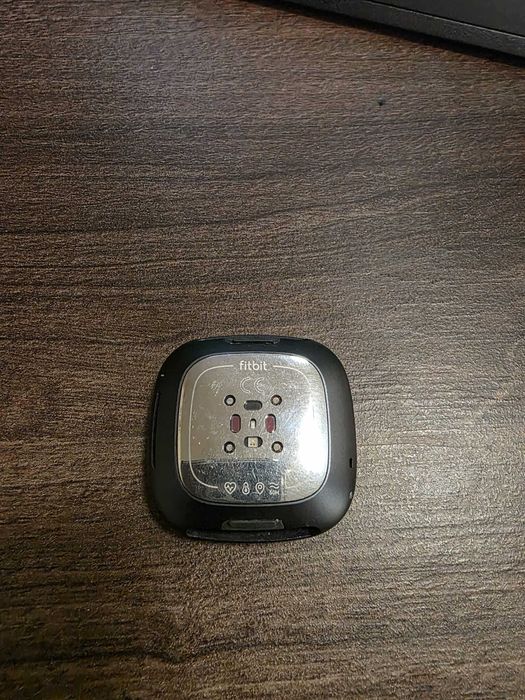 Часовник Smartwatch Fitbit Sense, Carbon Graphite без каишка