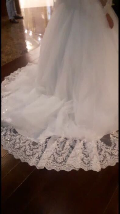 Раскошное свадебное платье