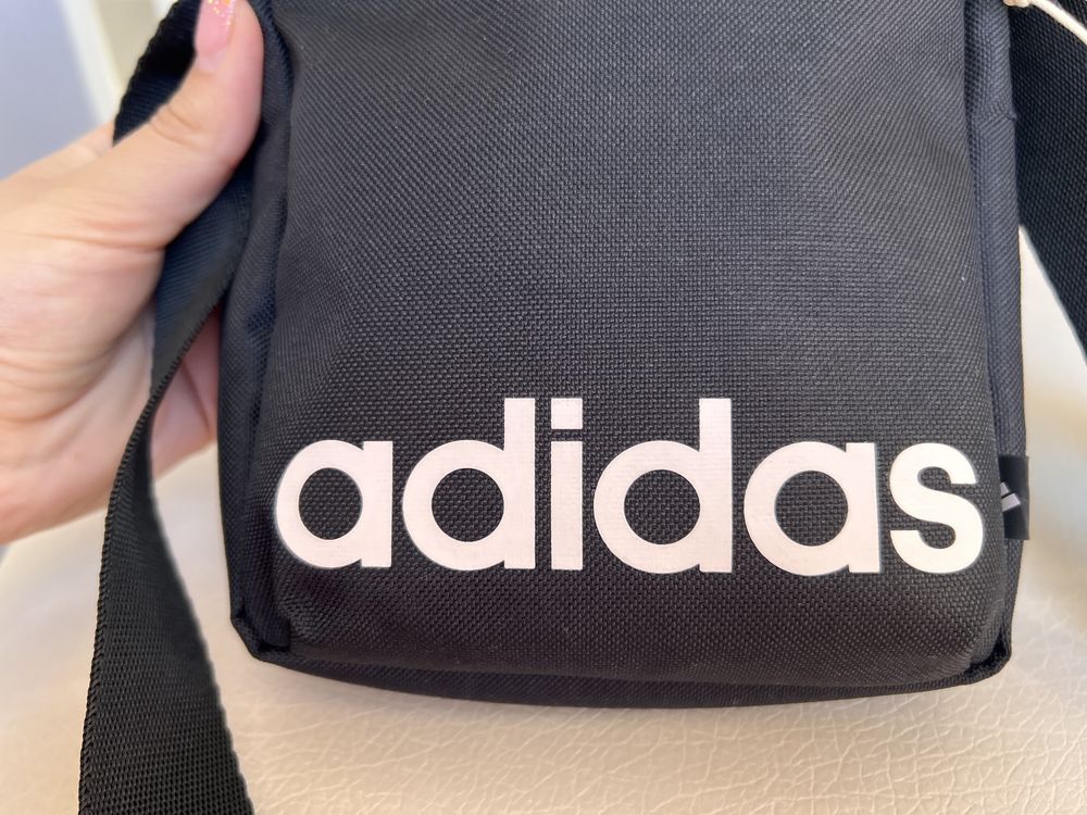 Adidas Адидас нова чанта с етикет