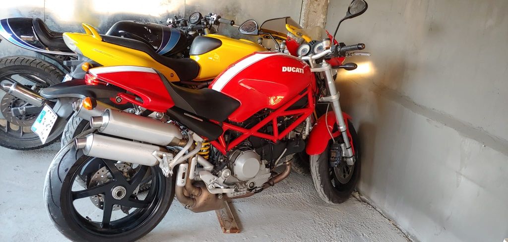 Vând Ducati S2R 1000