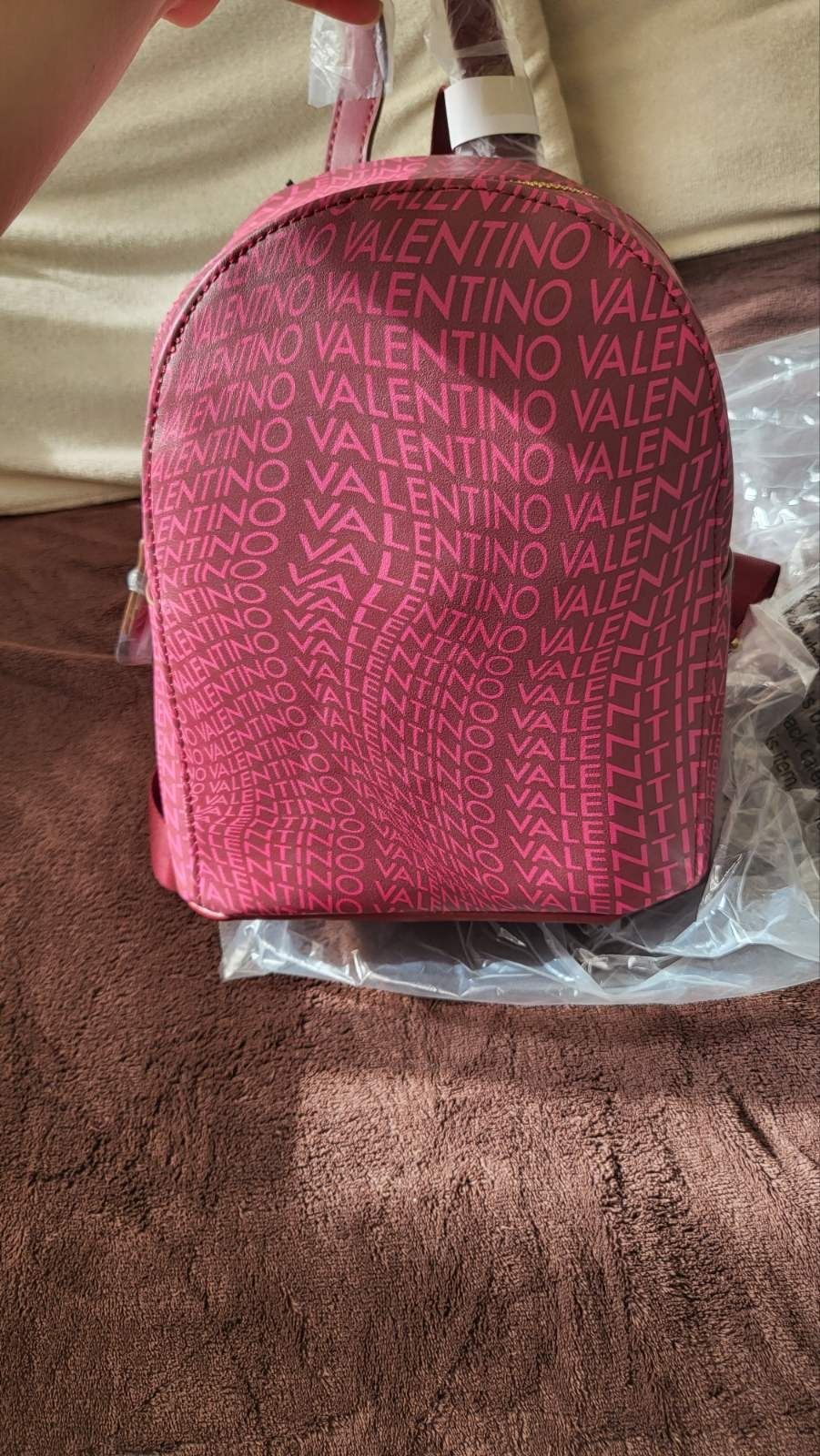Прекрасна раничка Valentino/Валентино