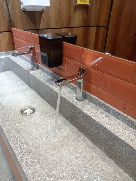 Продам смеситель Italy латунь