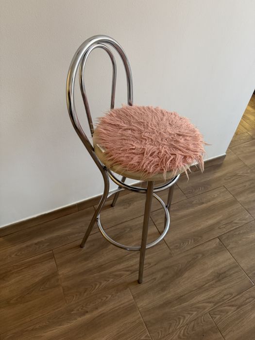 Scaun inalt de bar / make up