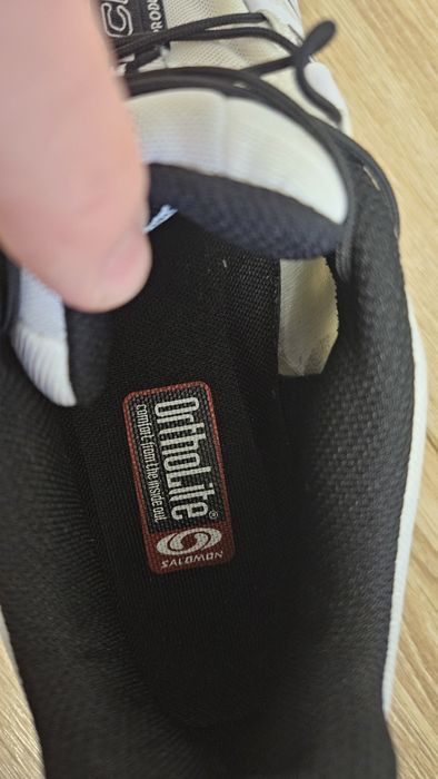 Продават се мъжки обувки  Solpmon speedcros 3