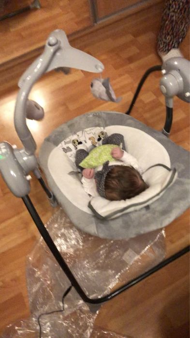 Leagan electric bebe Moni Zazu 0-6 luni stare perfecta!