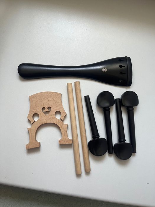 Аксессуары для струнных инструментов новые