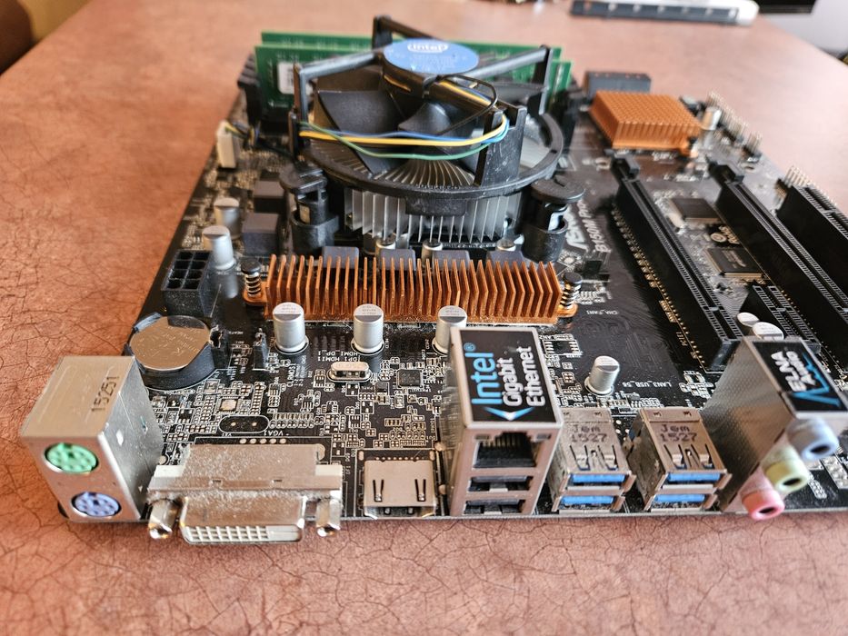 Kit sk1151 v1 Intel I5 6500 B150 16GB DDR3