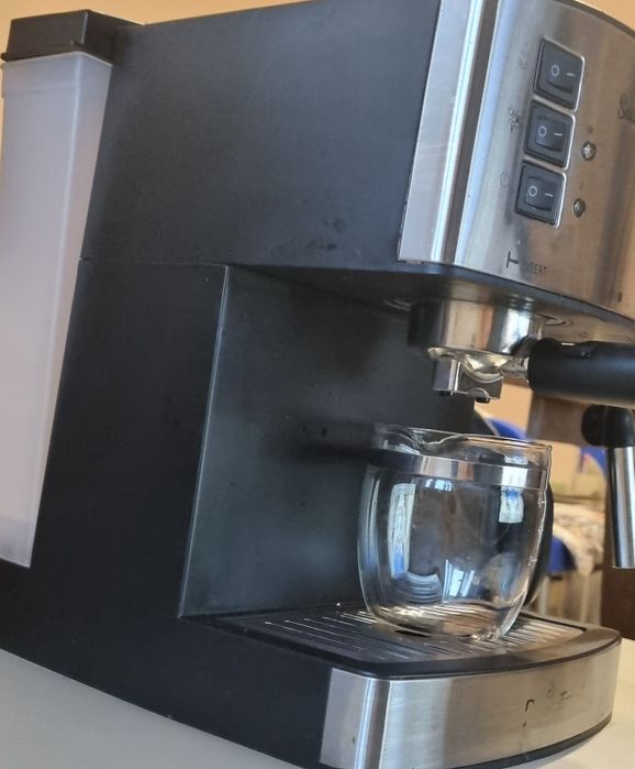 Espressor, 20 bari, putere motor 850W, Rohnson R980
