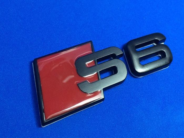 Emblema Audi S6 negru