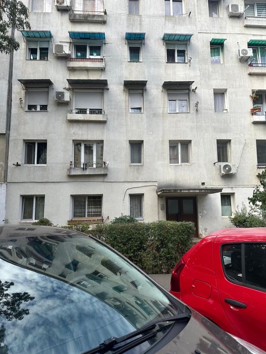 Apartament cu 3 camere