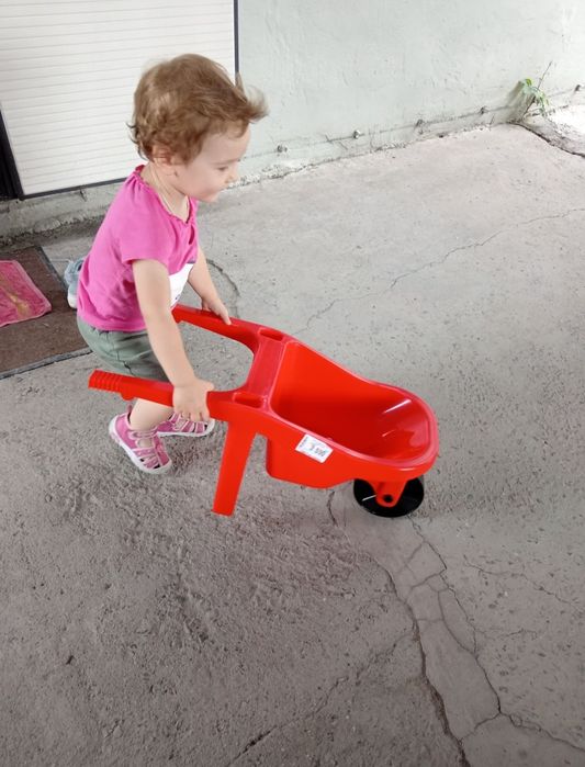 Детская тачка, тележека.