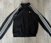 Суичър на Adidas