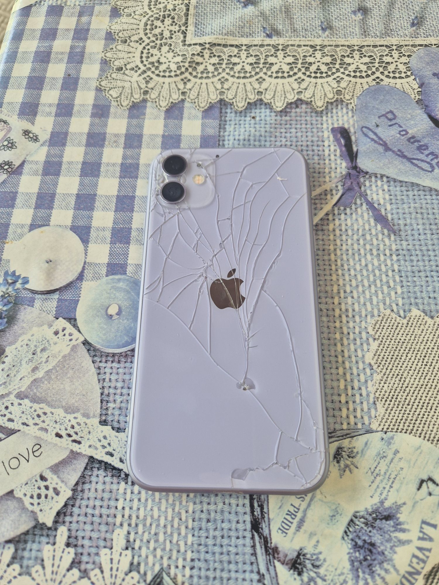 IPhone 11 , 256 GB