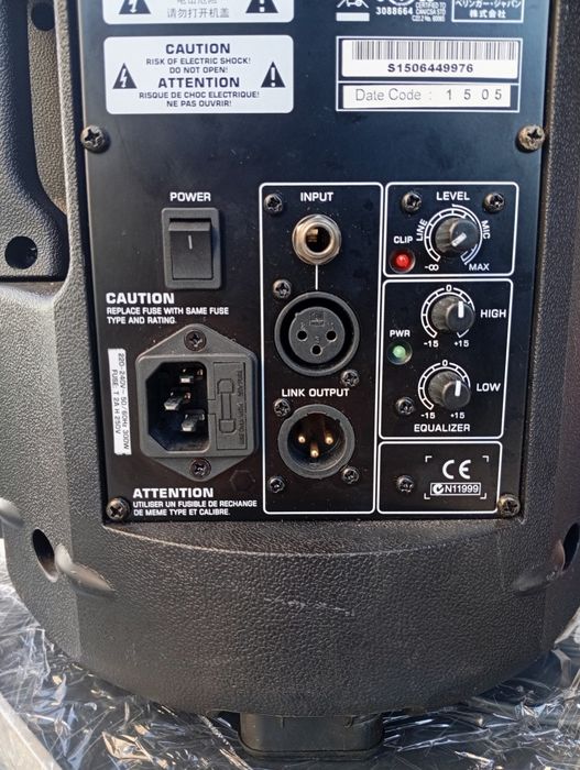 Професионална колона BEHRINGER B-210 с Bluetooth