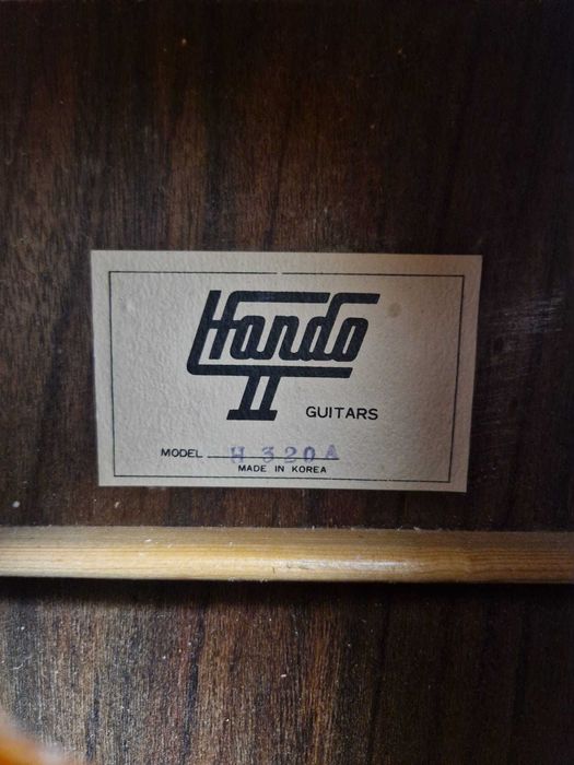 Vand chitara classica Hondo II H320A, necesita corzi