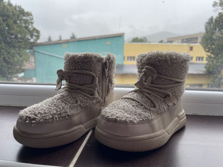 Боти Zara и НМ 24 номер Гумени ботушки LCW 23 номер