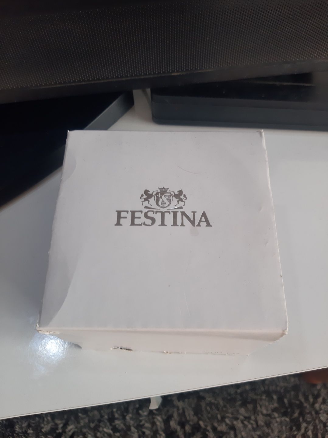 Продавам чисто фестина