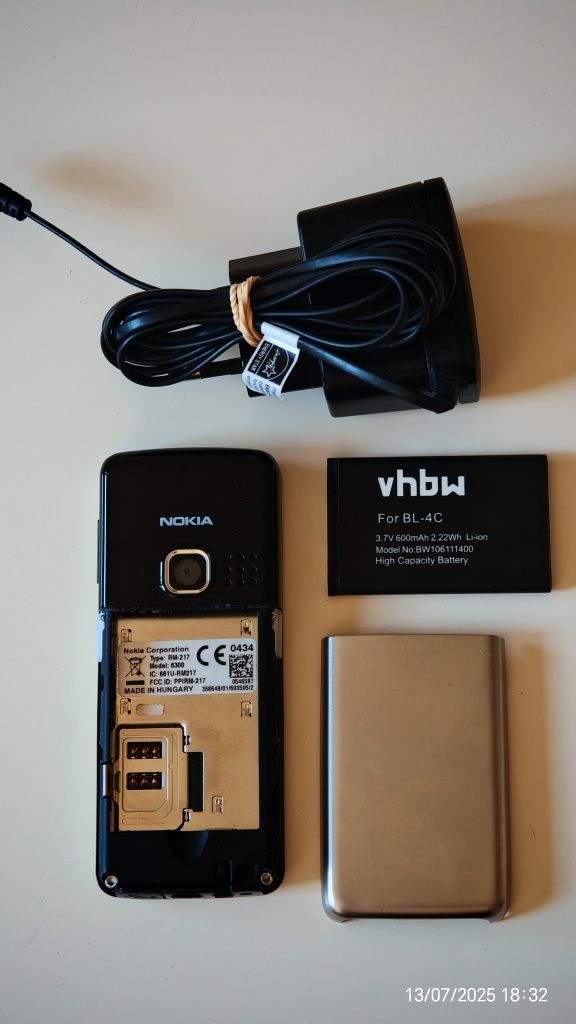 Nokia 6300 - silver edition