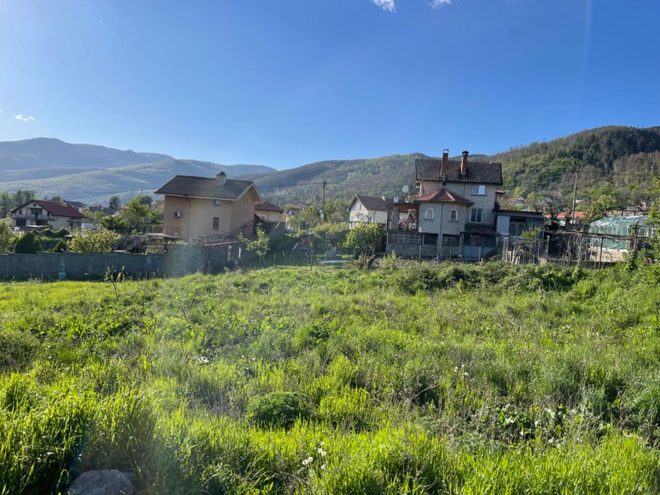 Дава се под наем Парцел в Шипка - 800 кв.м за 55000 € - Снимка #4