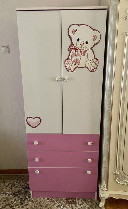 Детский косплект шкаф и кровать