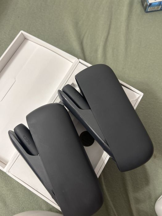 Iqos negru aproape nou