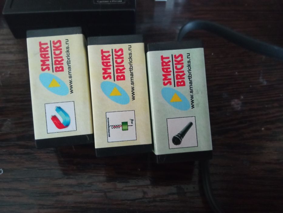 За 20000 продам Лего датчики