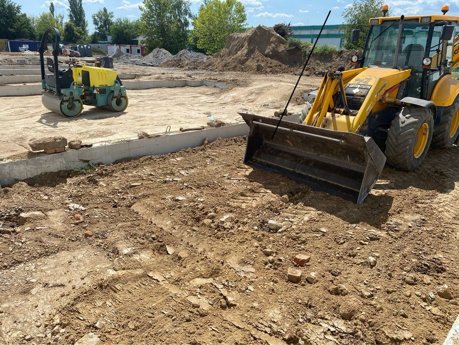 Vand sau schimb buldoexcavator