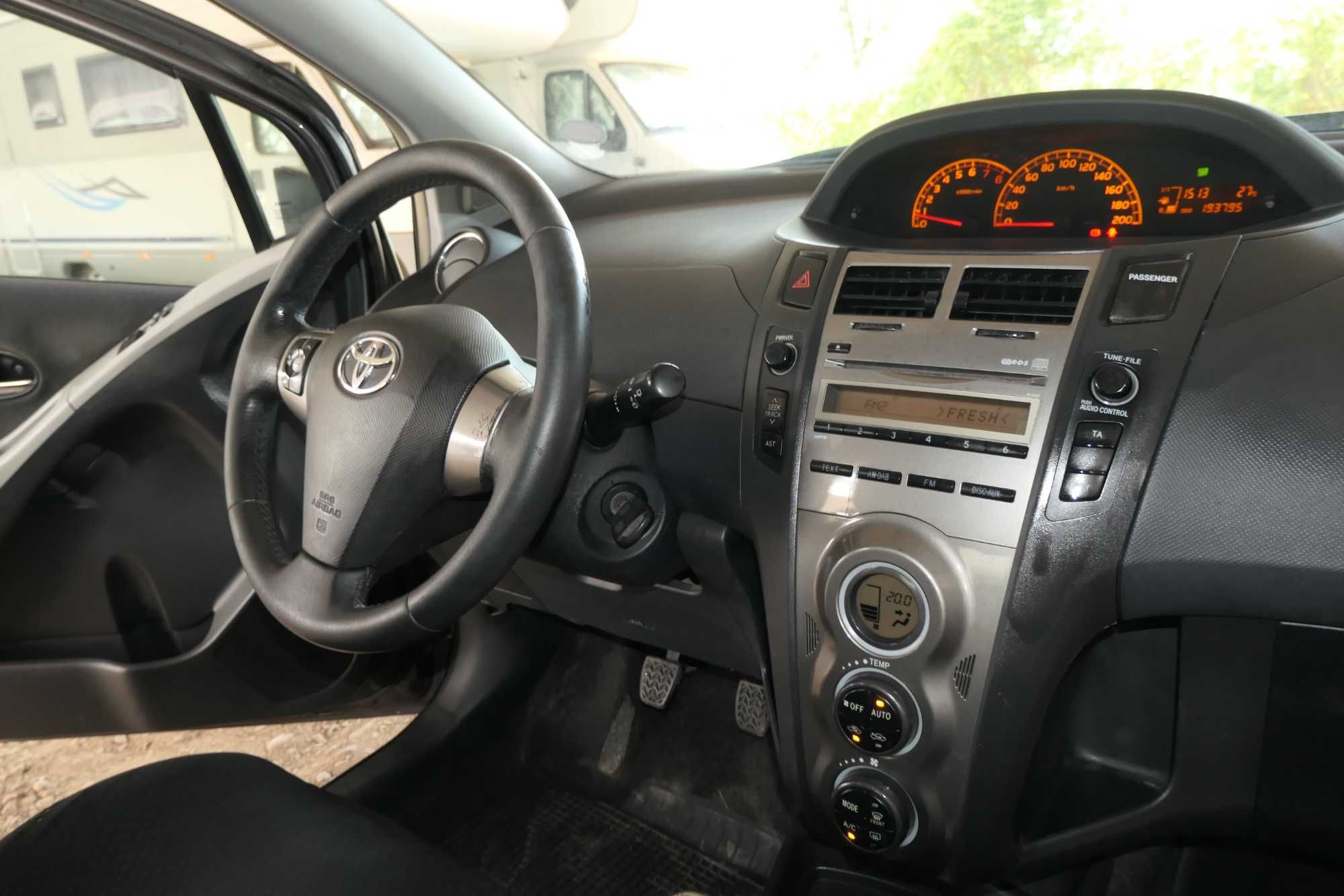 Toyota Yaris 1.33 Dual VVTI 101кс 6ск SOL КЛИМАТРОНИК ДЖАНТИ