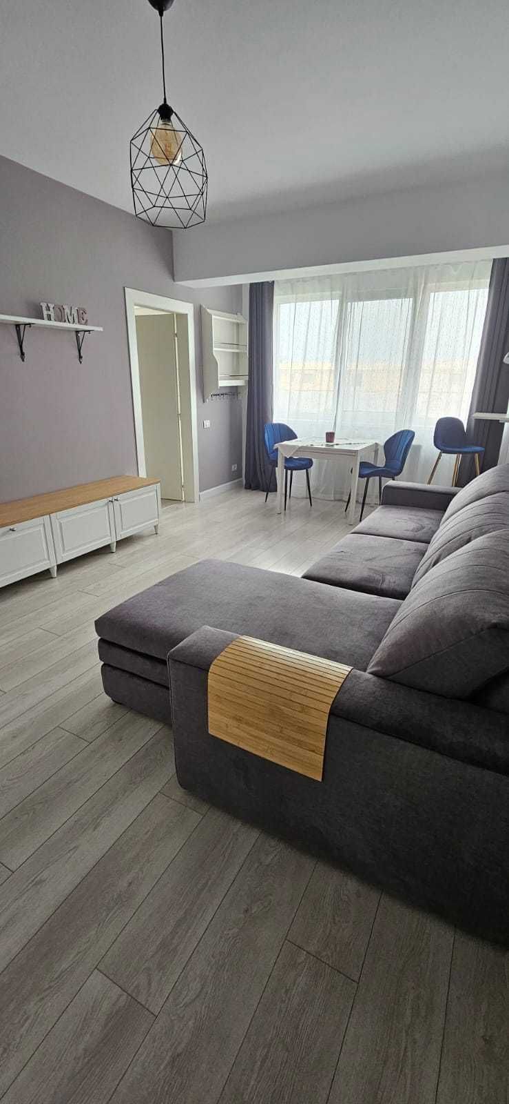 Inchieriez Apartament Modern 2camere Otopeni prima inchiriere, parcare