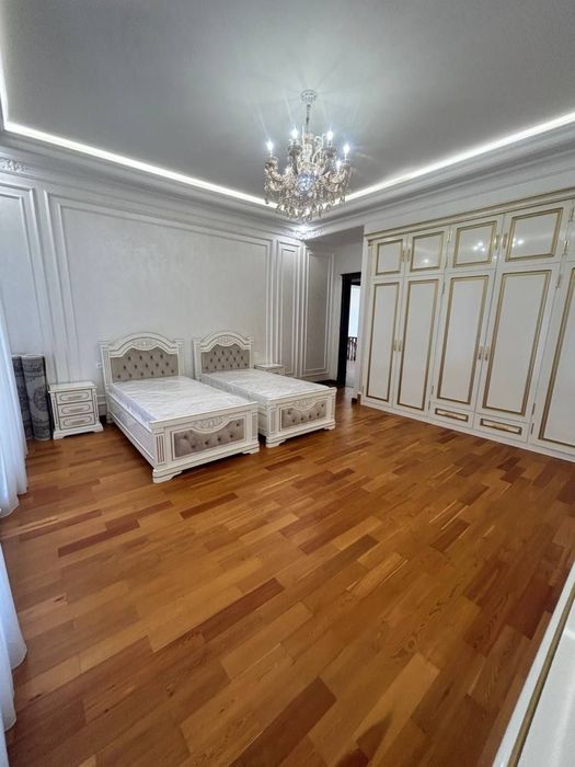 Участок Сдаётся 7-Комнат перекресток Луначарский 3-Уровня