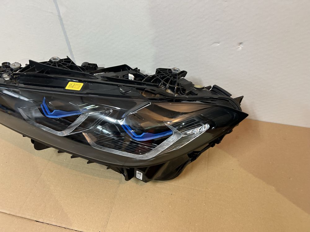Far bmw G22 G23 G26 G80 seria 4 M4 laser shadow 2020-2023
