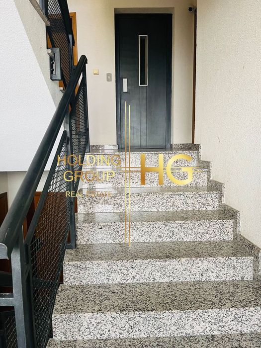 Продава се Тристаен апартамент в Варна, Бриз - 84 кв.м за 2000 €/кв.м - Снимка #3