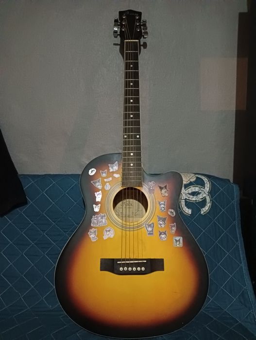 Акустическая гитара Foix