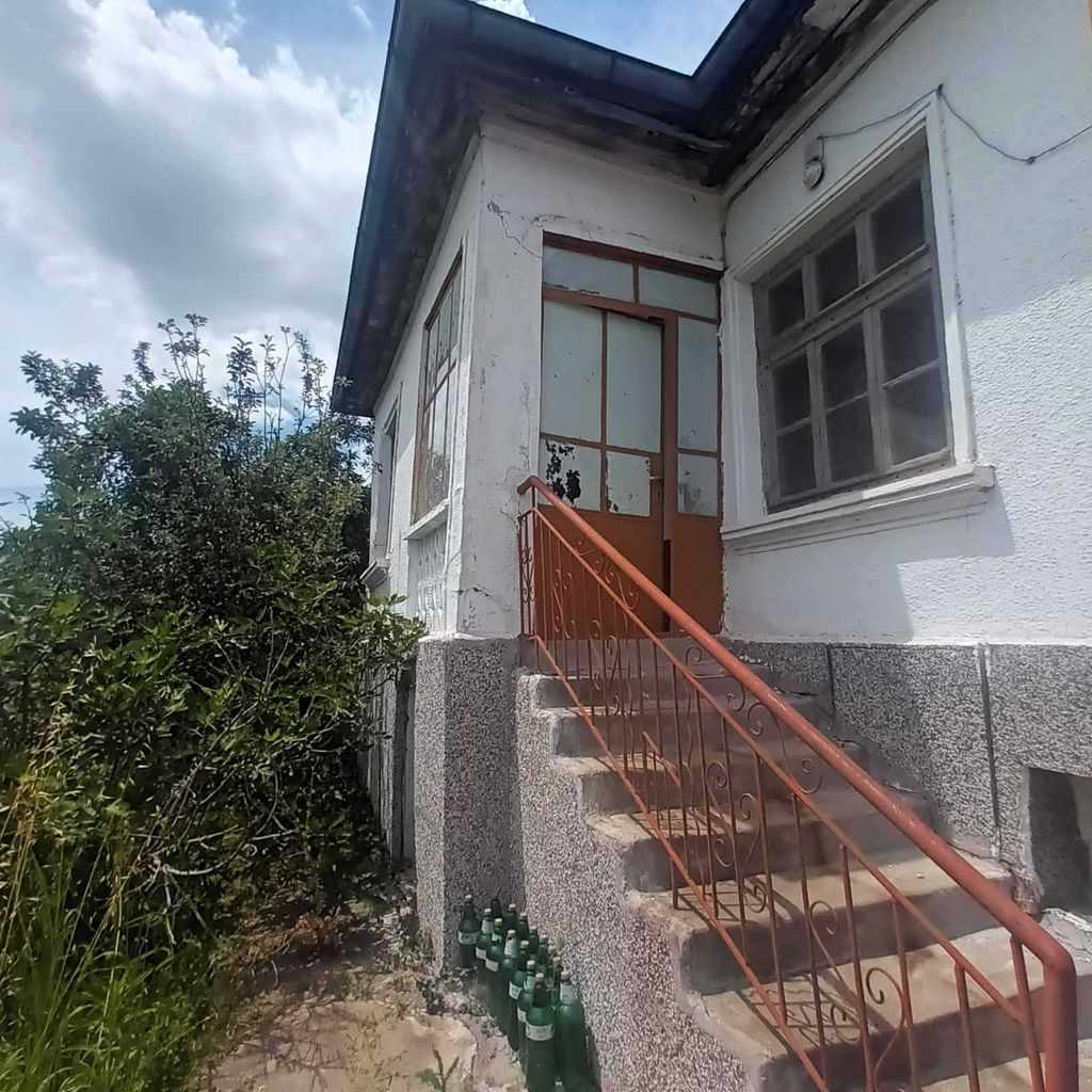 Продава се Къща в Пловдив, Каменица 2 - 150 кв.м за 160 €/кв.м - Снимка #2