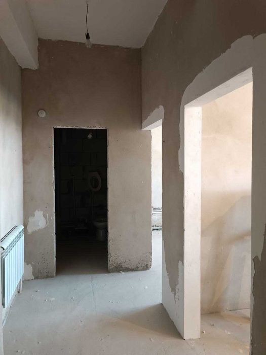 Срочно продается 2х квартира новостройка 67м2 на 2 этаже