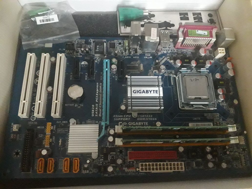 GIGABYTE Ga-P31-S3g+Dual-Core E2180+DDR2 2×1GB + GeForce GT 630 2Gb