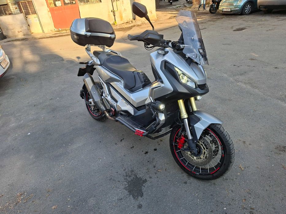 Vand honda x adv 750