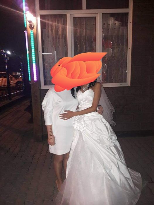 Платье свадебное