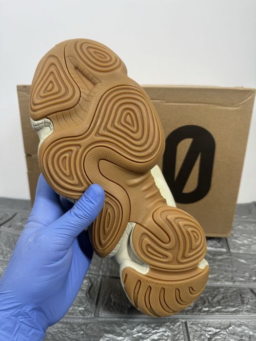 Yeezy boost 500 Stone