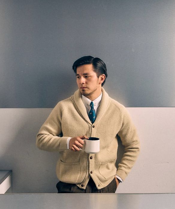 кардиган L,Xl  келеді Мен өзіме алып едім новый бір кимедім