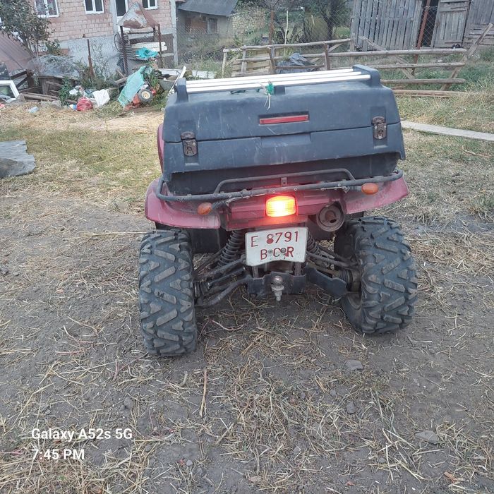 Vând ATV Yamaha grizzly de 660