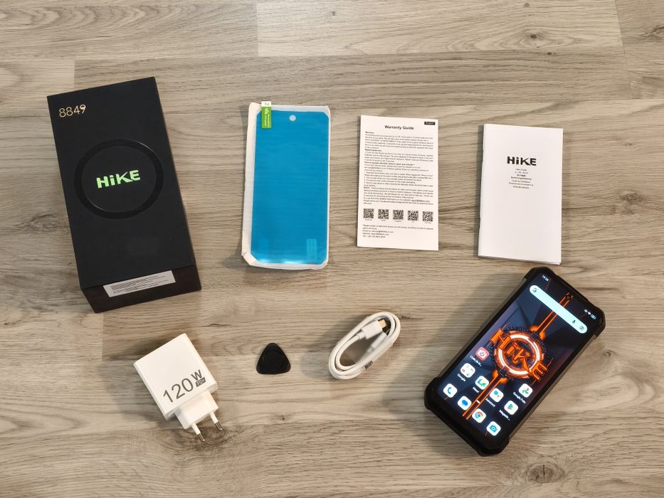 Smartphone rugged baterie 23800 mAh, lanterna 1200 Lumeni, camera IR