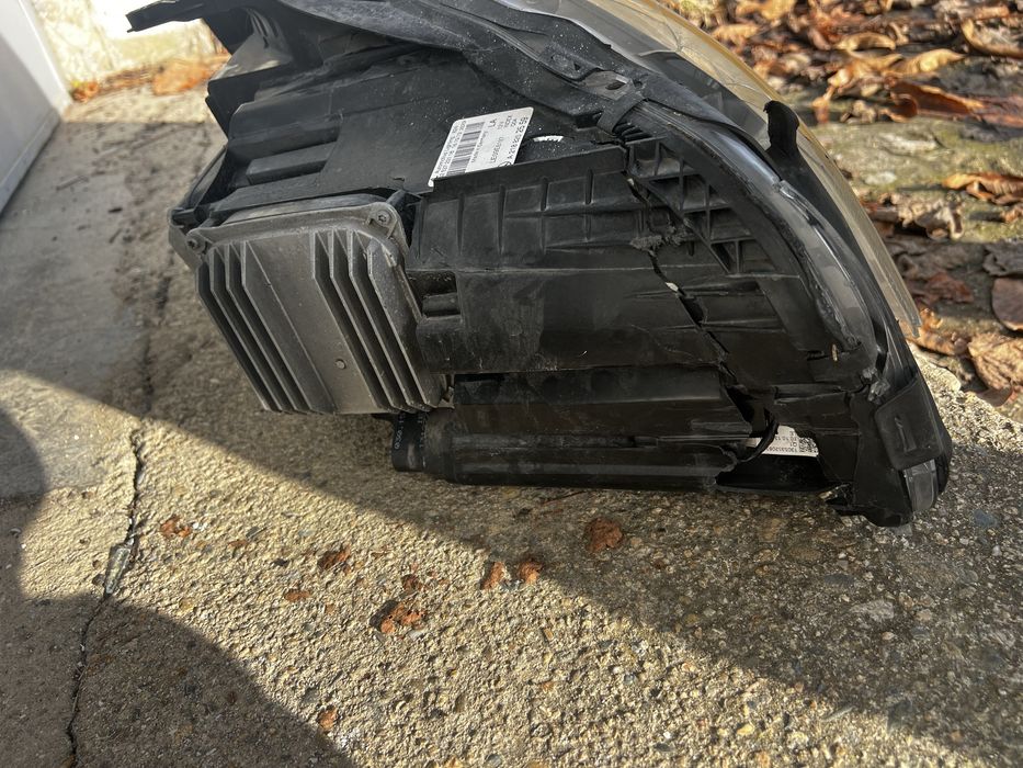 Мерцедес Mercedes CLS W218 фар