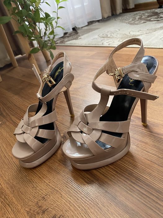 Sandale Yves Saint Laurent, marimea 38