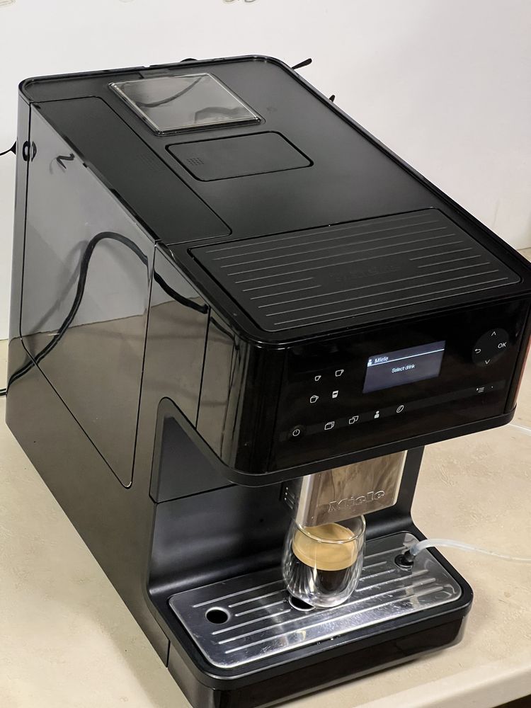 Кафемашина кафе автомат miele CM6550