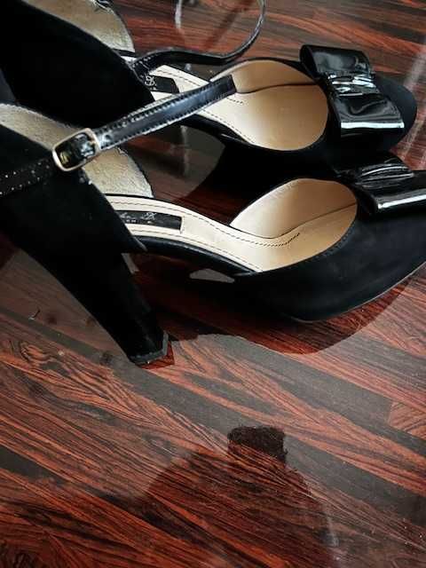 официални обувки