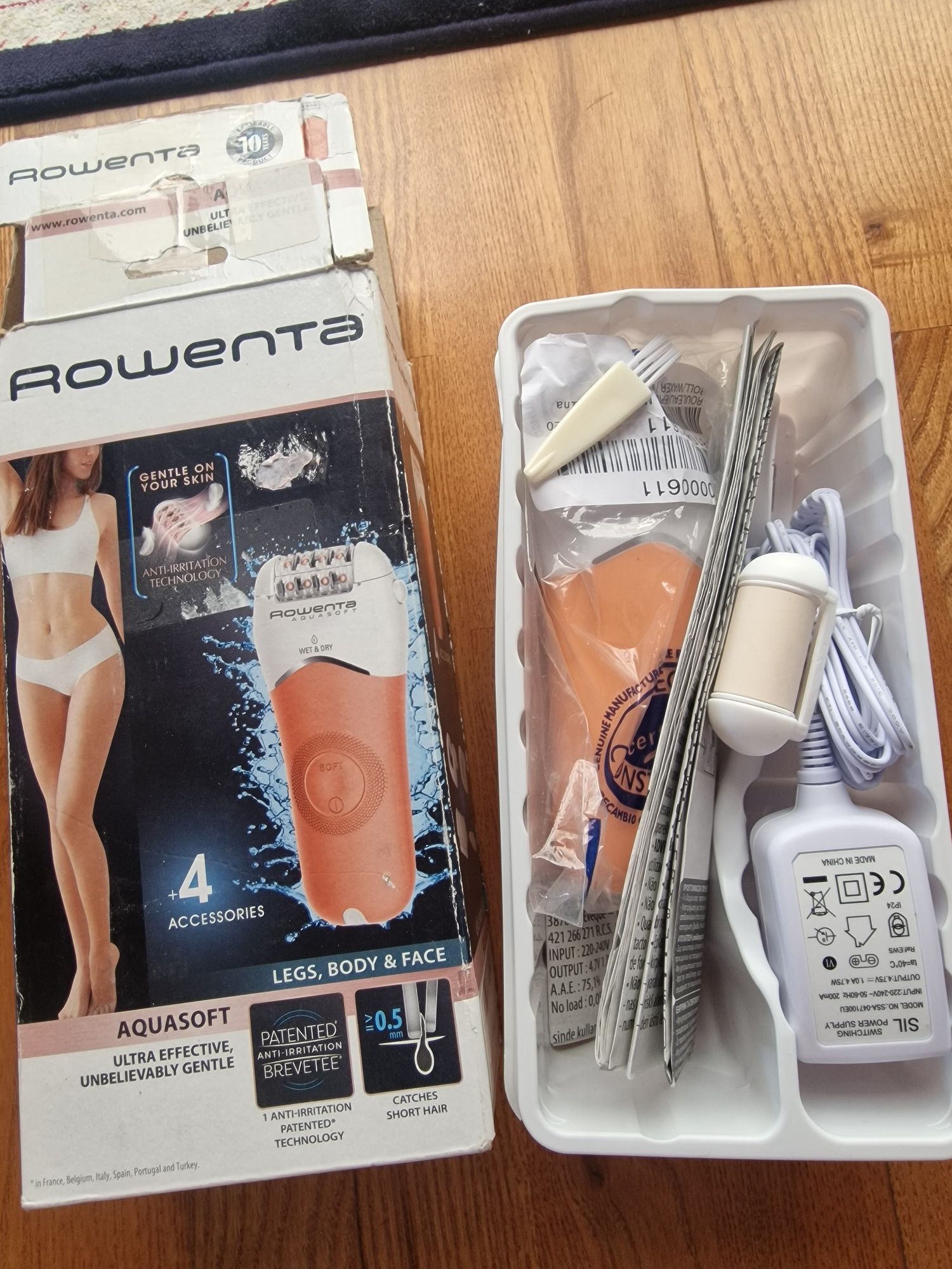Epilator ROWENTA AquaSoft EP4920F0 4.5W 40 min autonomie Wet&Dry 4 acc